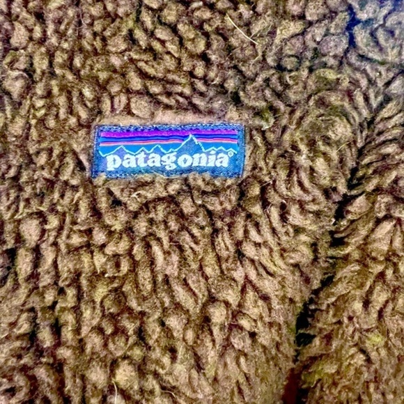 Patagonia Retro X Fleece Hooded Jacket Plush
Cardigan - Picture 5 of 10